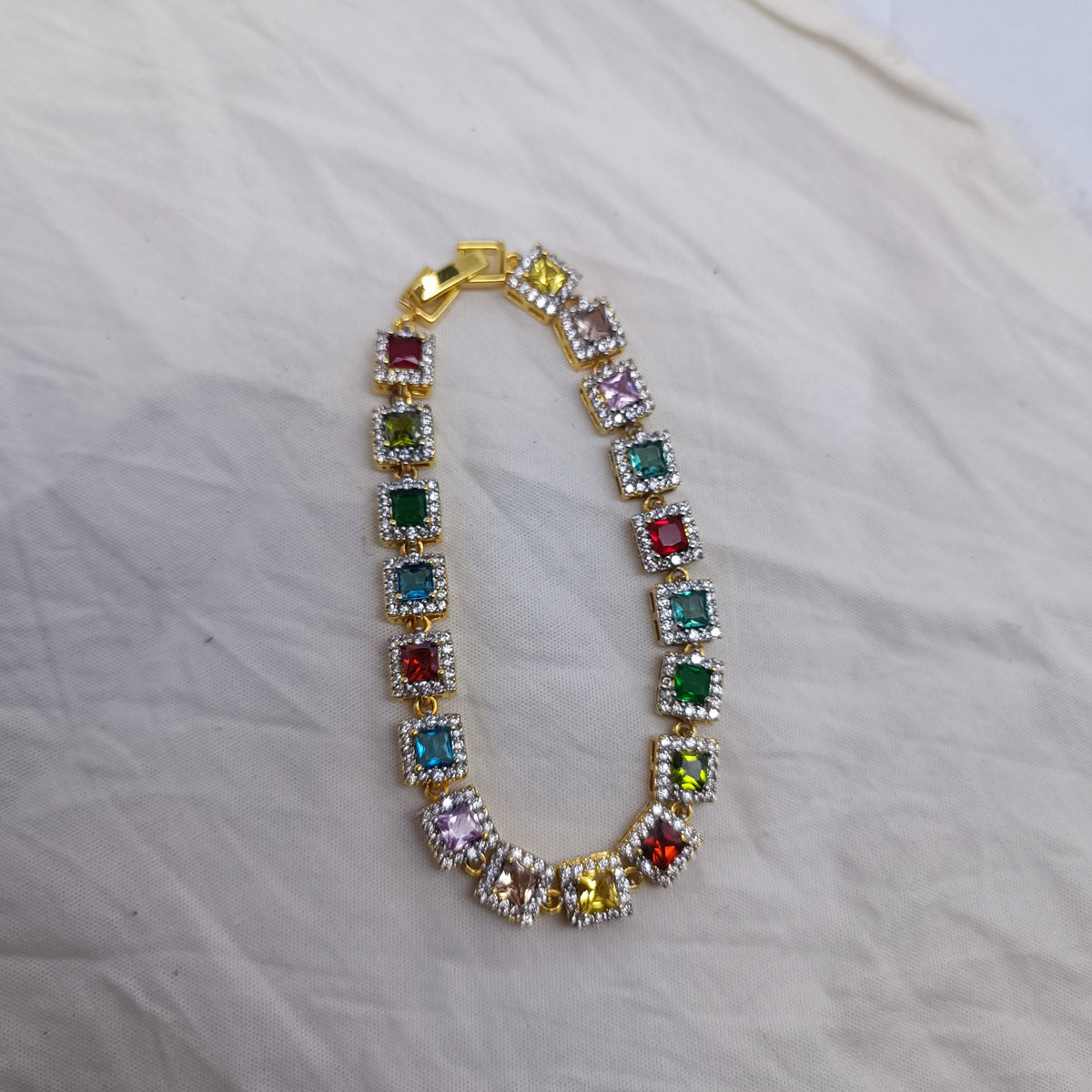 Zirconia gold bracelet