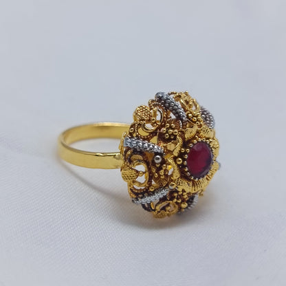 Traditional ring with red chetam stone/uk22