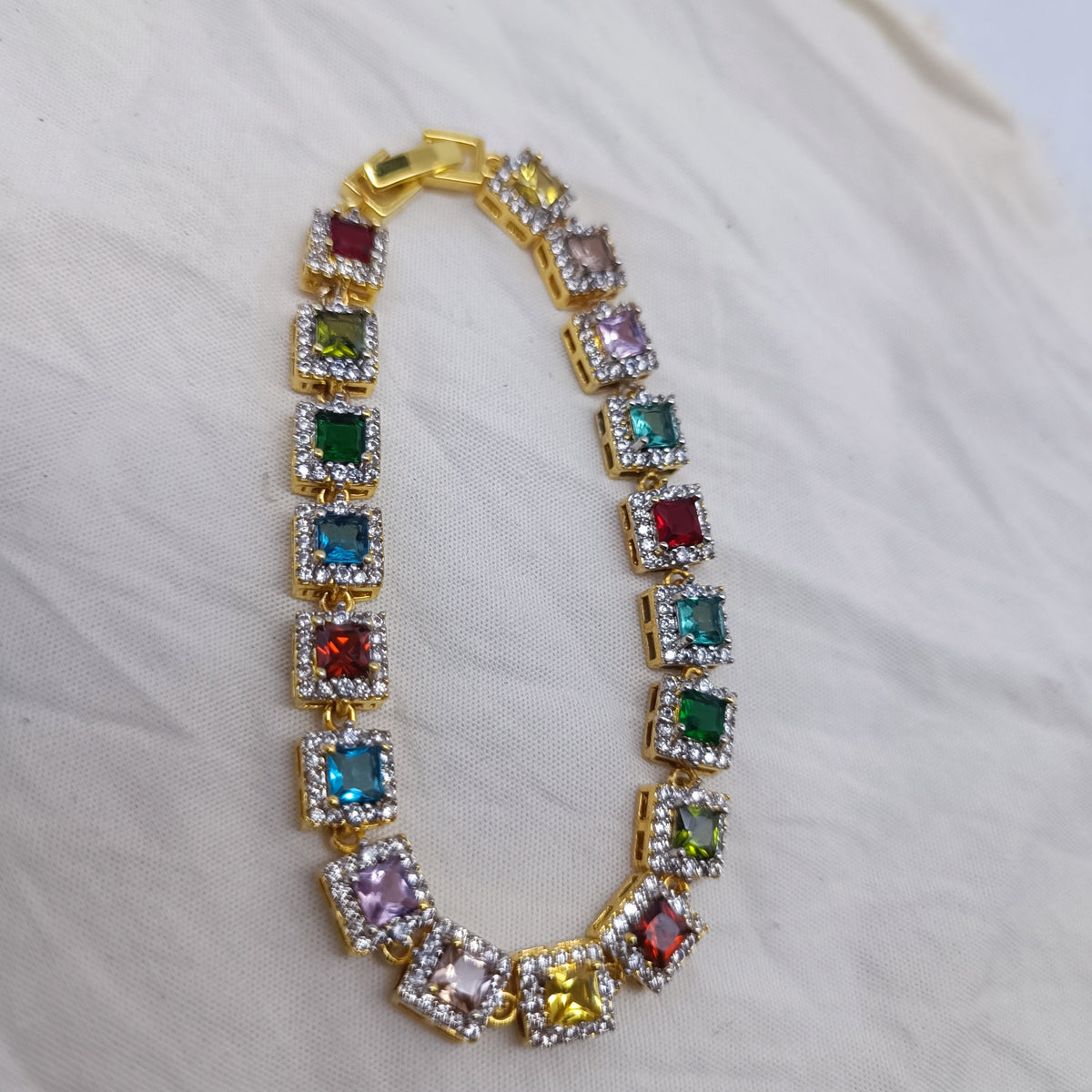 Zirconia gold bracelet