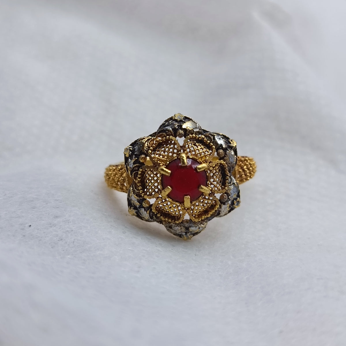 Intricate Filigree Gold Ring – Traditional yet Modern Statement Jewelry/Uk3